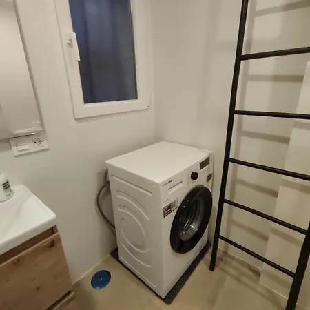 Centrico Con Parking Apartment *